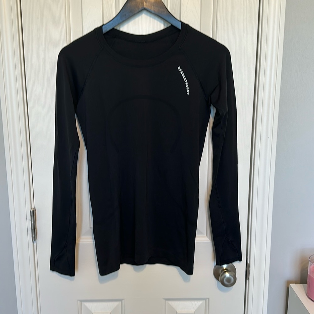 Lululemon Orangetheory fitness swiftly tech